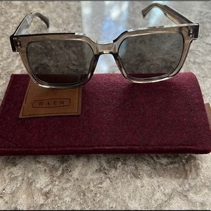 NWOT - Raen West Sunglasses *POLARIZED*